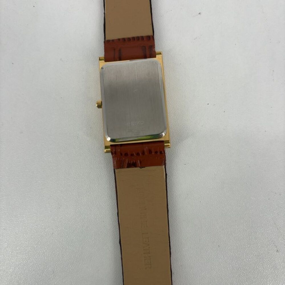 Seiko Vintage Style Gold Watch - Picture 4 of 5